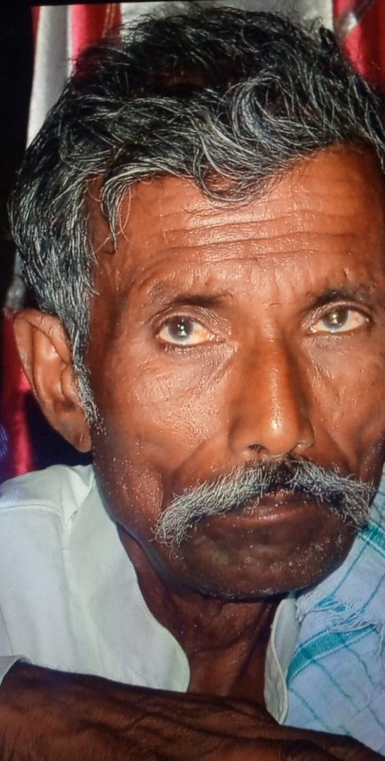 Etawah: Five blows were made on the face of the former head, confirmed in the post-mortem report