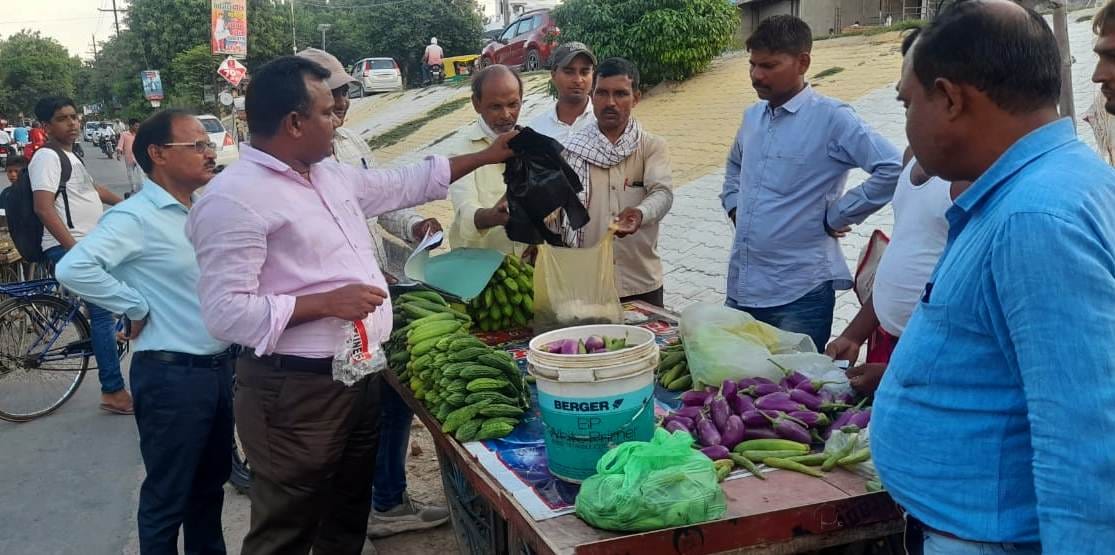 The use of polythene continues indiscriminately