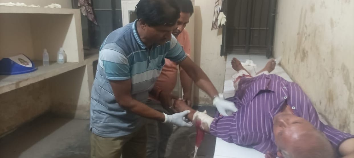 shot by gun to gold businessman