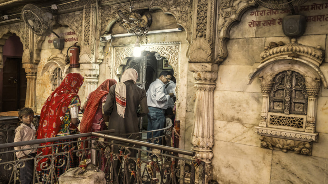 Hindu monasteries and temples will have to pay 4 per cent annual tax of their income To Bihar Government