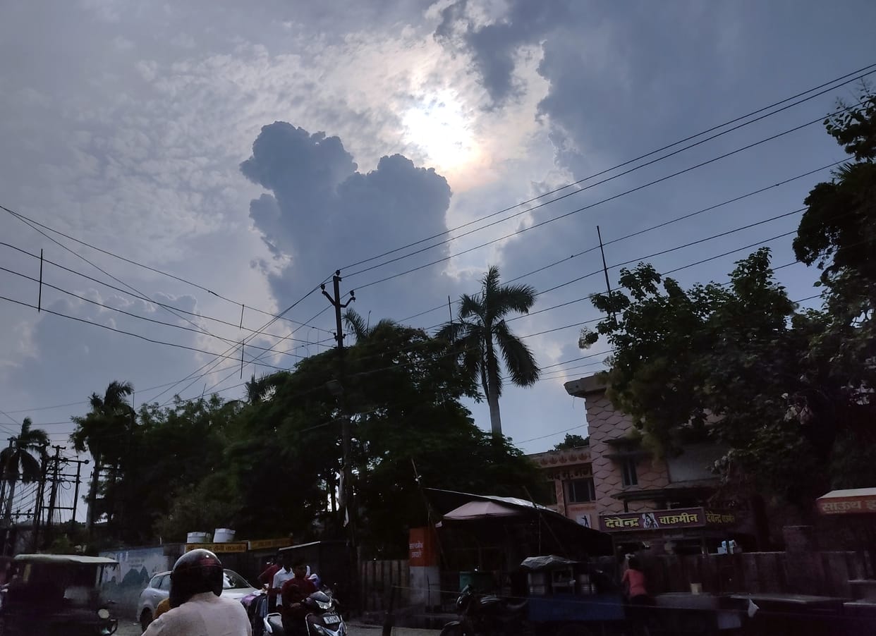 Sawan's clouds are not raining even after rumbling