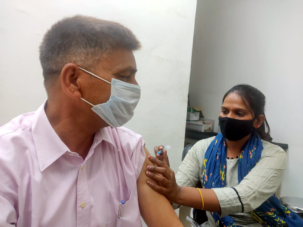 326 got booster dose on first day