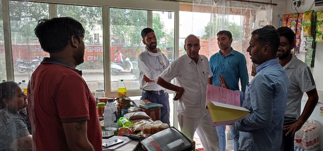 Grocery store fined for getting single use plastic, councilor representative said - got the fine paid, now the confiscated goods