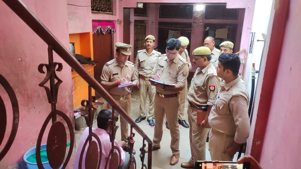 Firozabad Honour Killing Case after threat of daughter father  hatched dreadful plot of murder