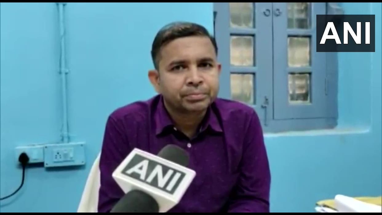 33 government schools in Dumka declared Friday as the weekly holiday
