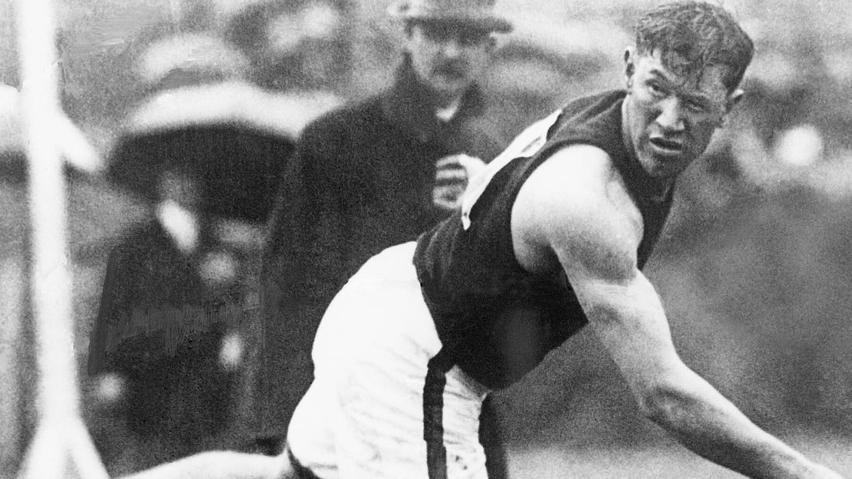 Jim Thorpe Medal: IOC reinstates Jim Thorpe as sole winner of two golds from 1912 Olympics