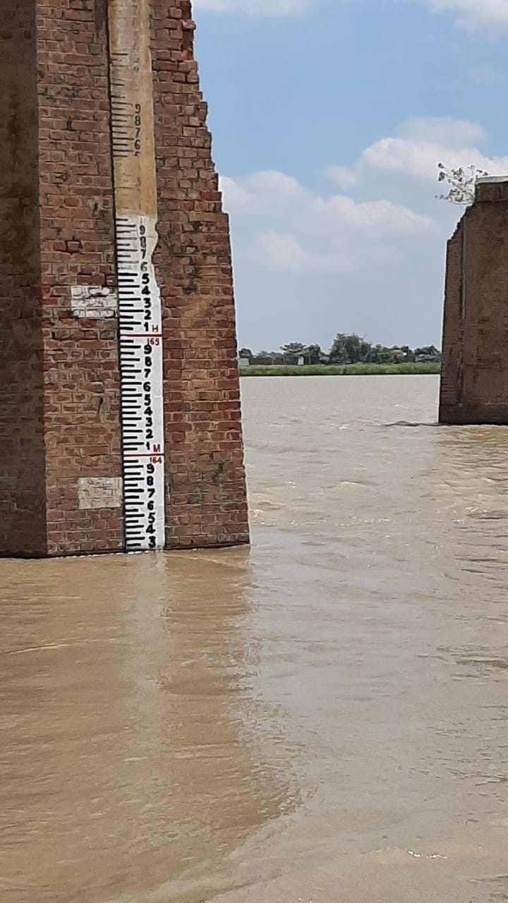 Ganga's water level increased by 35 cm in 24 hours