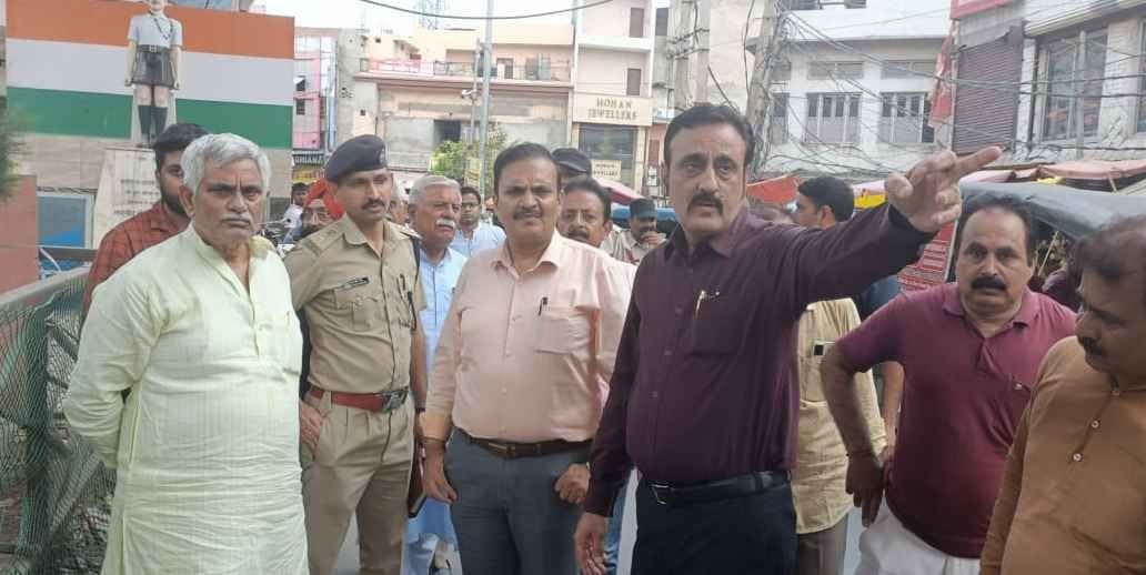 Parking of two wheelers will be made from Shantmai Chowk to Durga Bhawan temple under the elevated road