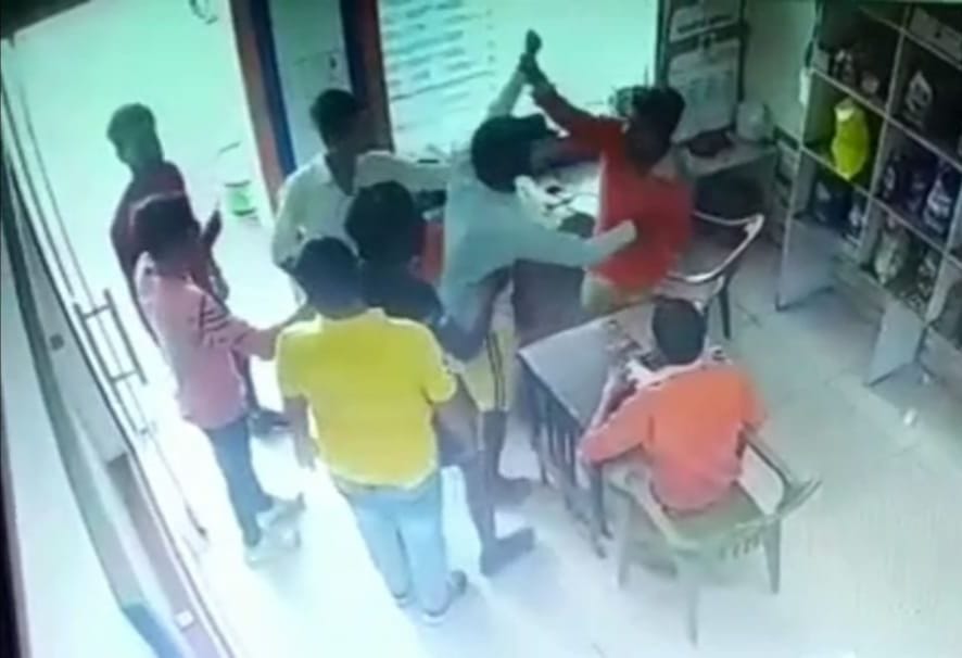 Salesman assaulted for not giving petrol in bottle
