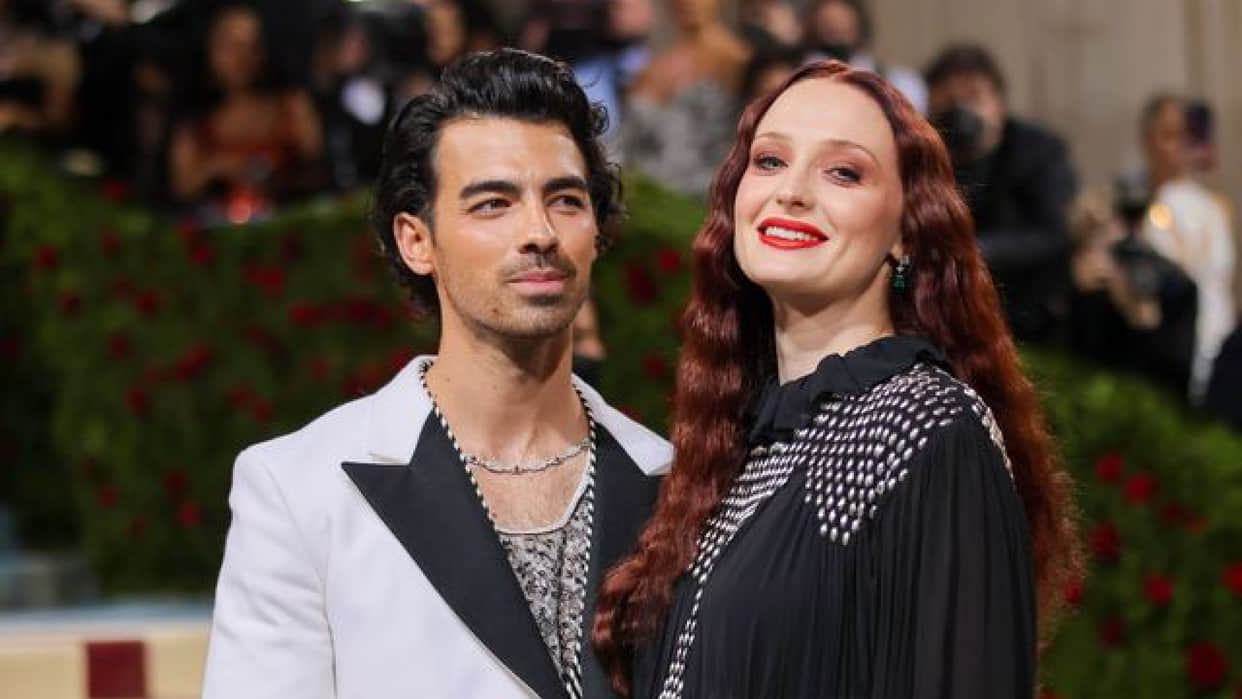 Priyanka Chopra Brother In Law Joe Jonas reacts to stories on his divorce with Sophie Turner at his concert
