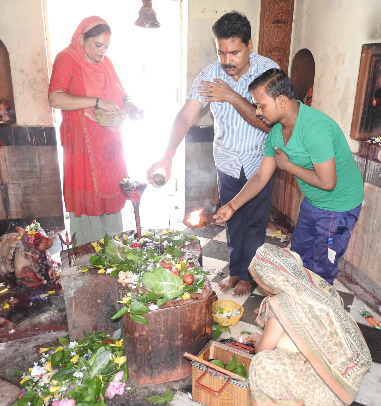 Har Har Mahadev echoed in the pagodas