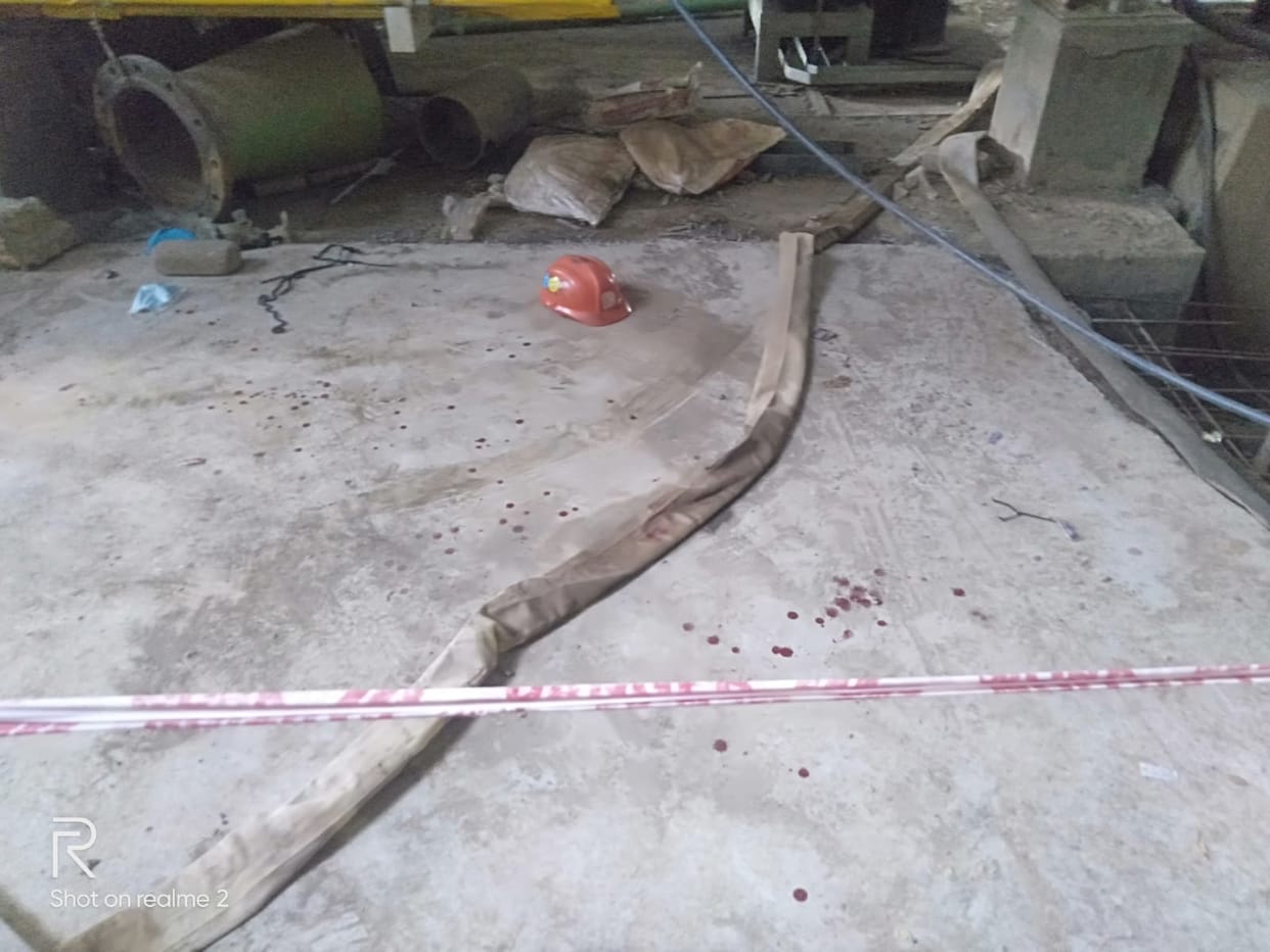 Construction work of Obra C project stopped after Angry workers created ruckus due to beating of labour