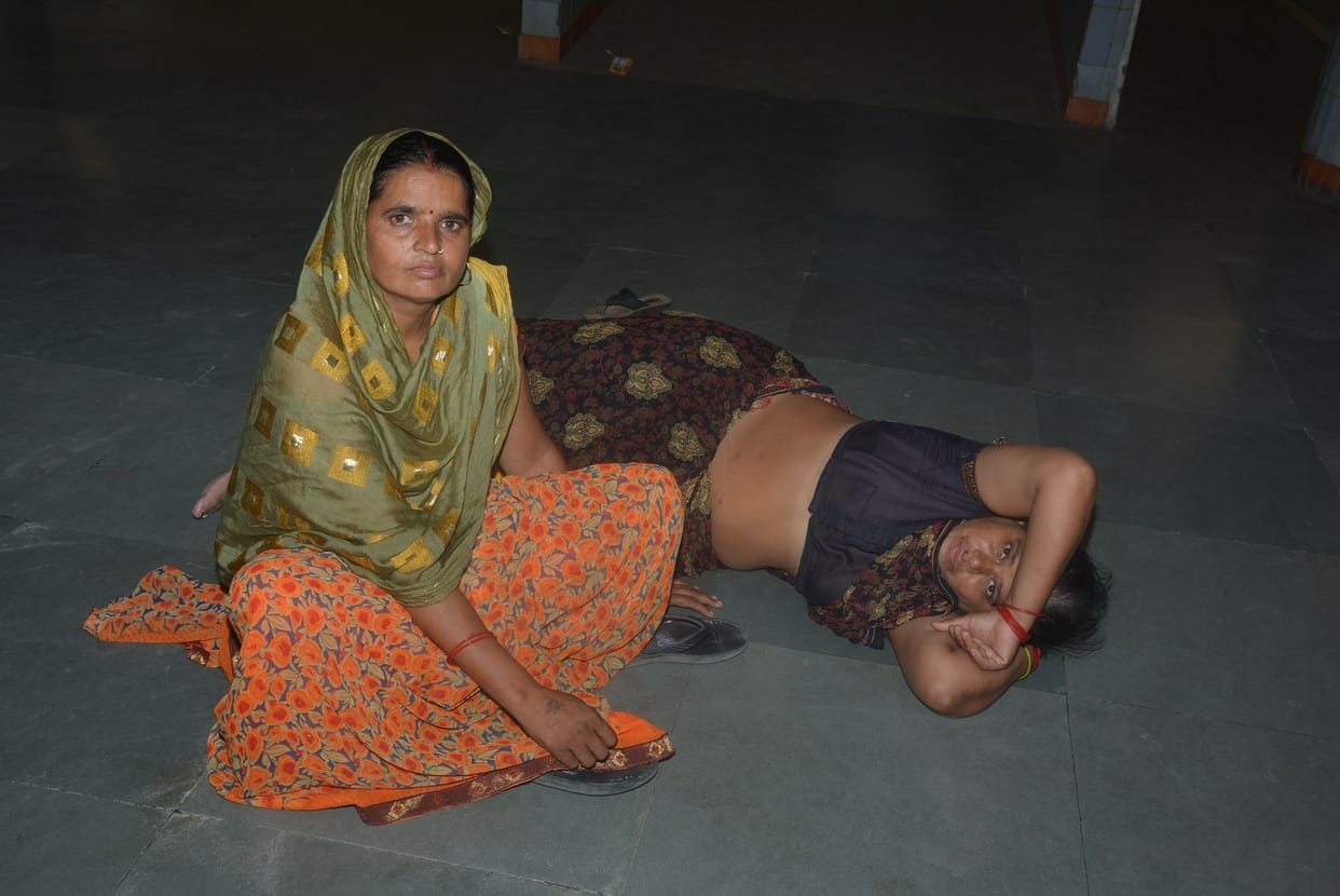 People are getting sick due to diarrhea and fever