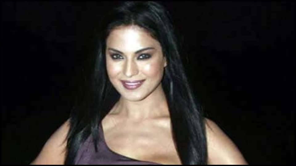 Where Is Pakistani Actress Veena Malik Left Industry Know In Details News in Hindi