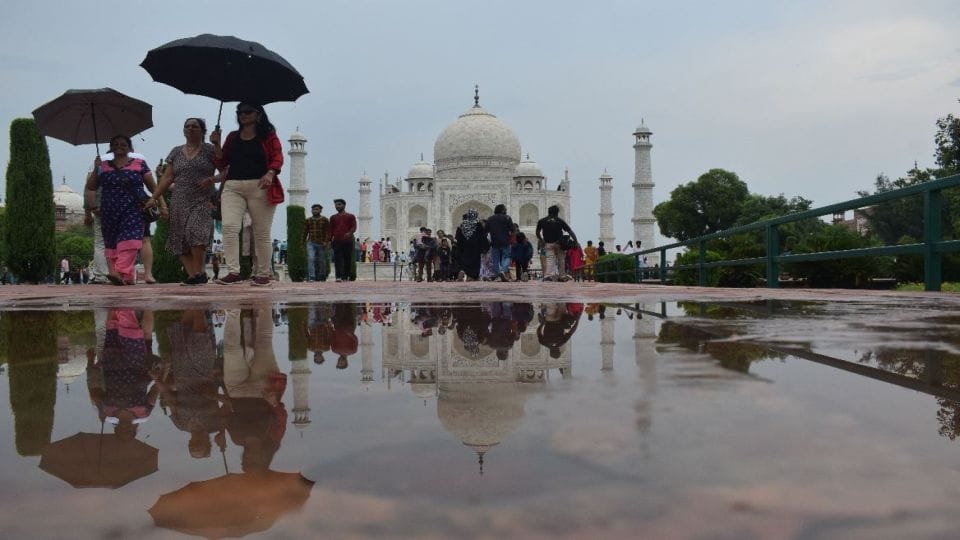Waterlogging on roads and sewer overflow due to rain in agra