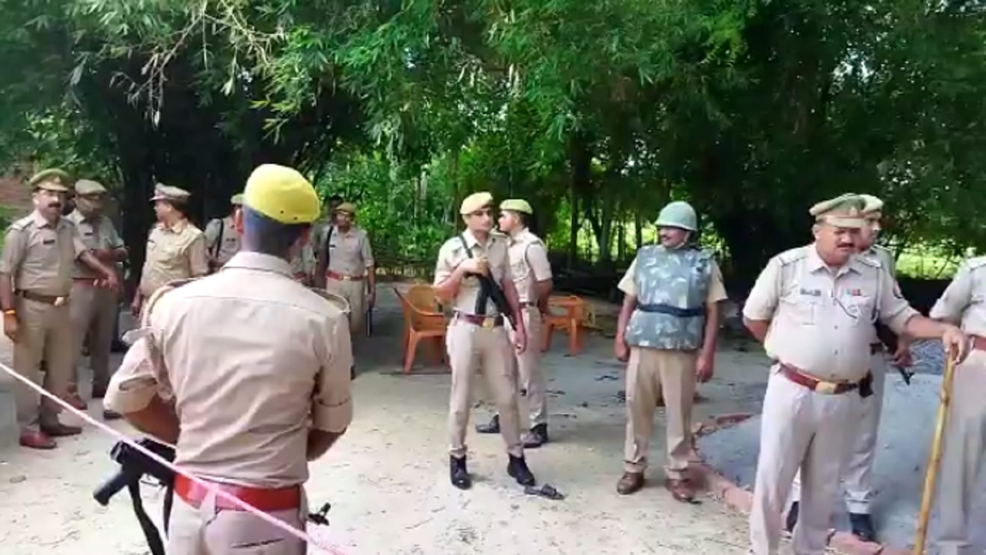 Barabanki Wife And Brother Murder Young commits suicide after killed his wife and brother says younger brother had relations with his wife