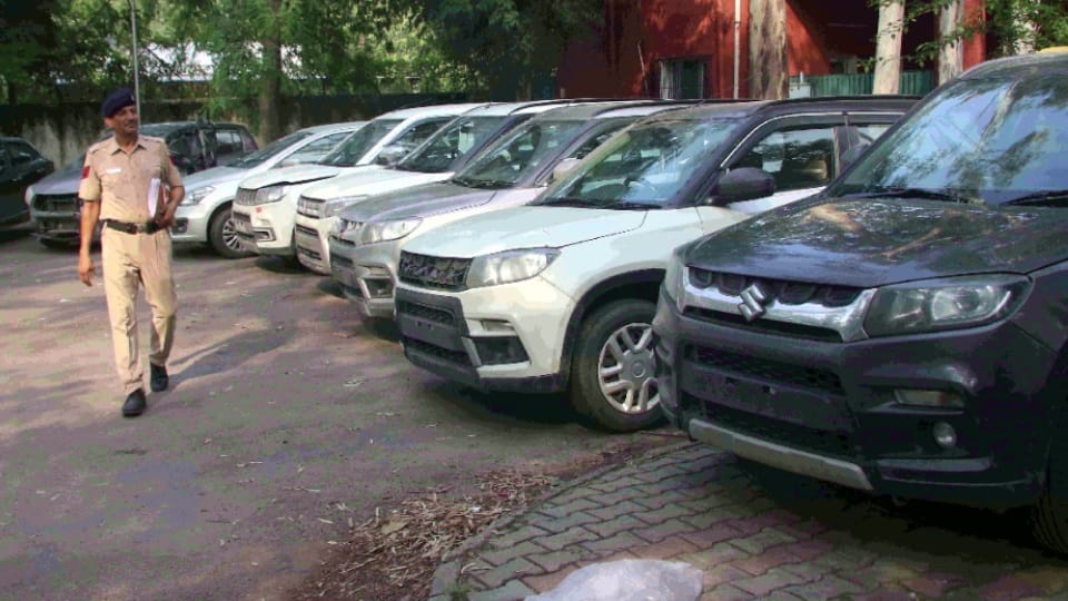 Chandigarh Crime Branch arrested inter-state vehicle thief gang stealing expensive vehicles from city
