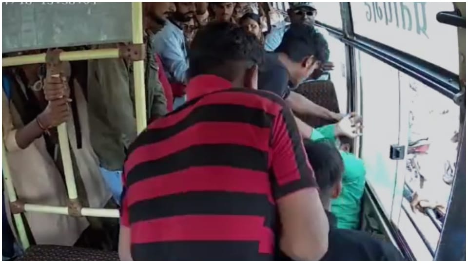 Youths of particular community beat up government bus conductor Chittorgarh