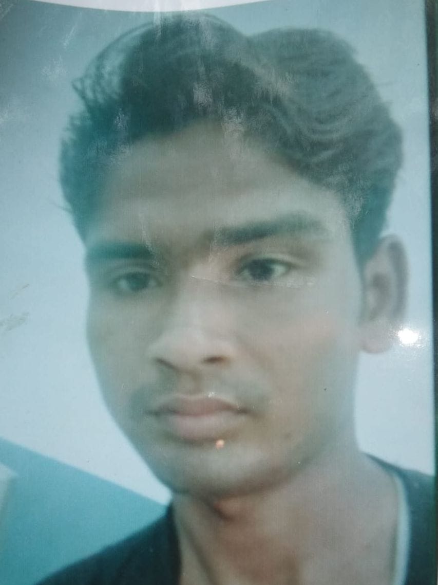 Hardoi,  Dead body of missing youth found in river on 12th day