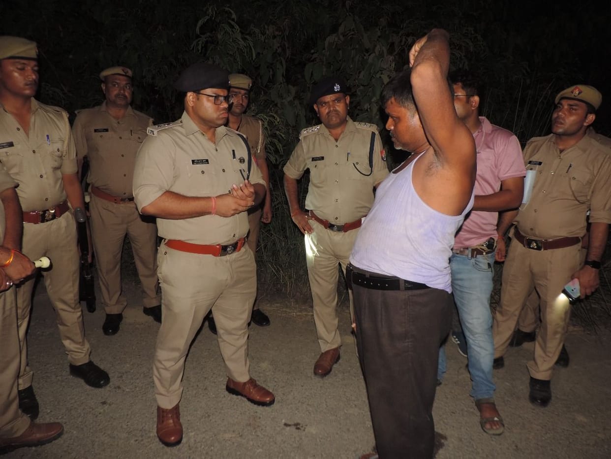 loot of 2.94 lakh