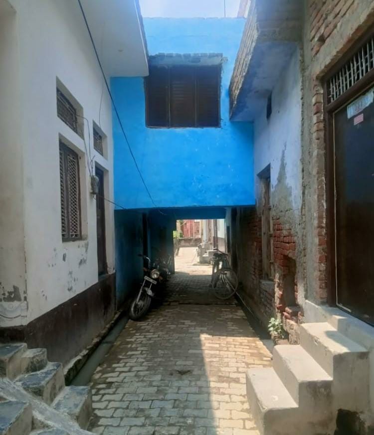 Construction done by putting linter in the middle street