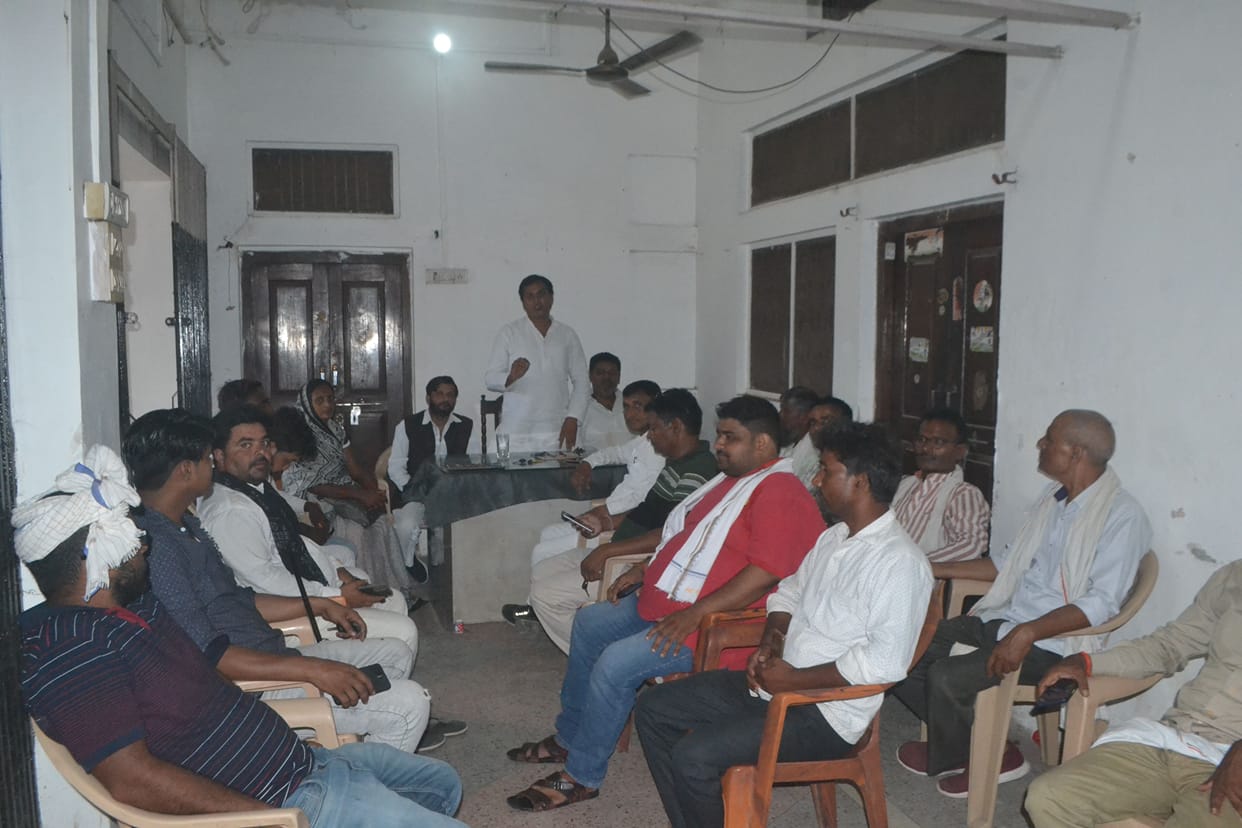 pratyaashee chayan ke lie kaangres banaegee sanchaalan samiti