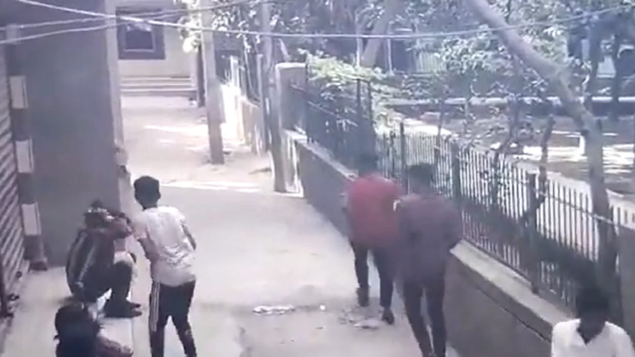 man shot by minors in jahangirpuri area case registered