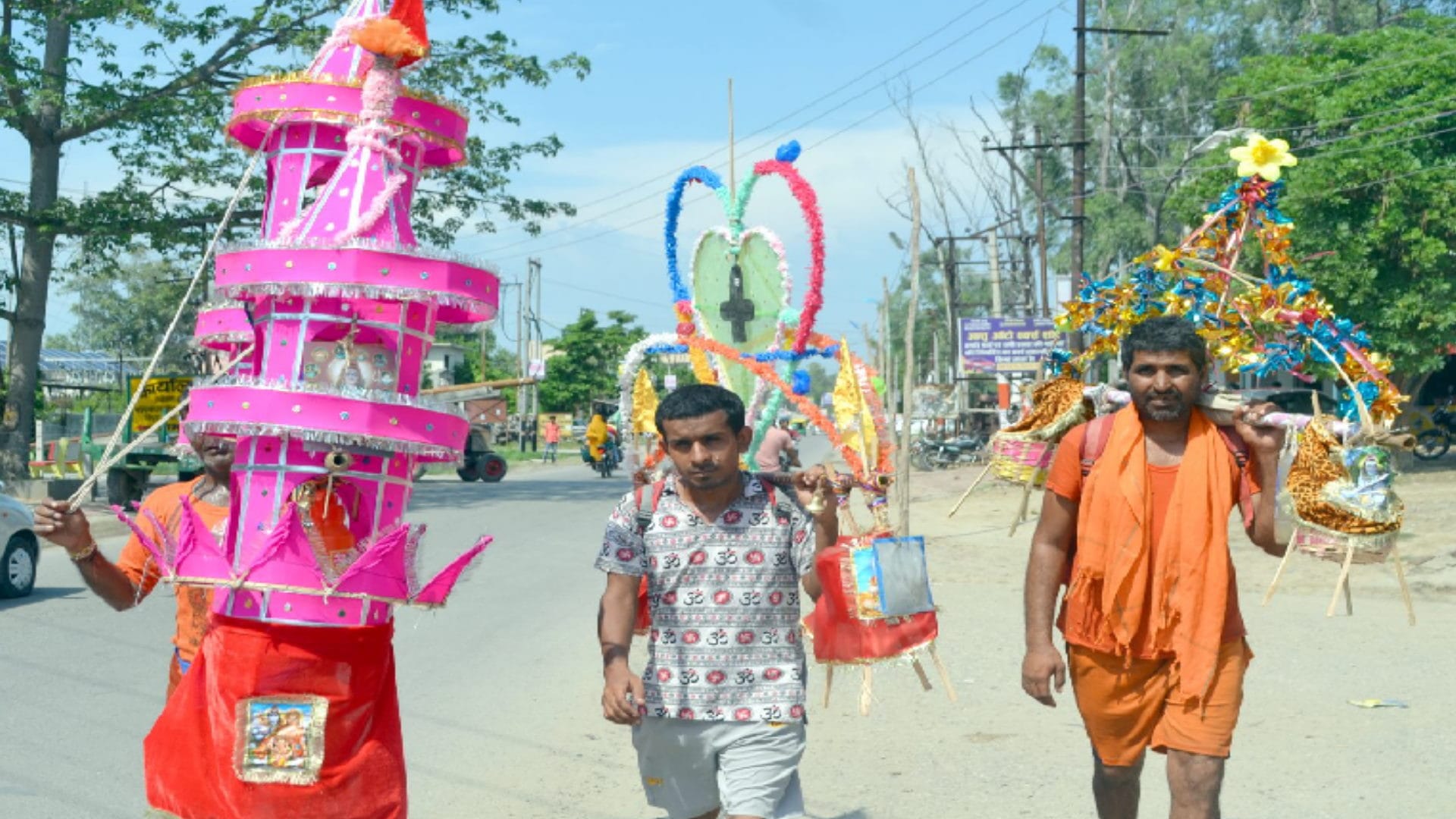 CM Yogi Adityanath said that do not allow weapons to be displayed in religious journeys and processions like kanwar yatra and sawan