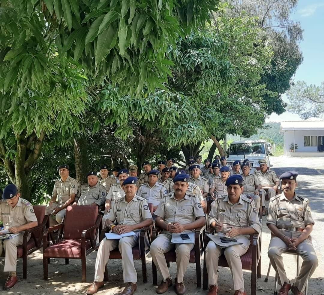 Take action against drug dealers: SP