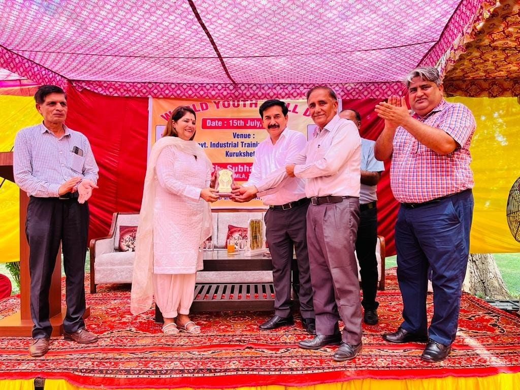 Representatives of institutions honored, Kurukshetra