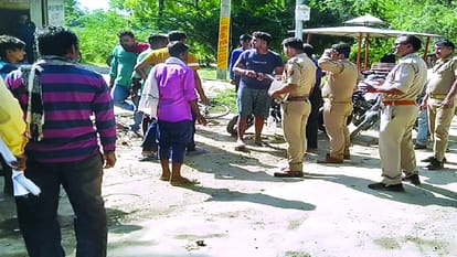 Crime news prayagraj: Lawyer shot dead in broad daylight, bike-borne miscreants execute the incident