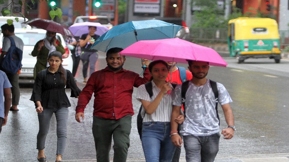 delhi weather forecast Partly cloudy for two days then rain likely for four days