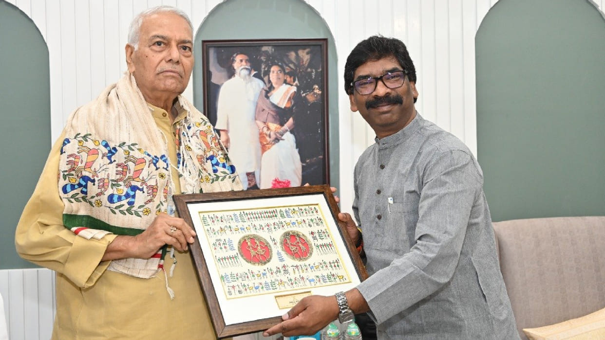 Opposition Presidential candidate Yashwant Sinha met Jharkhand CM & JMM leader Hemant Soren in Ranchi CMO Droupadi Murmu