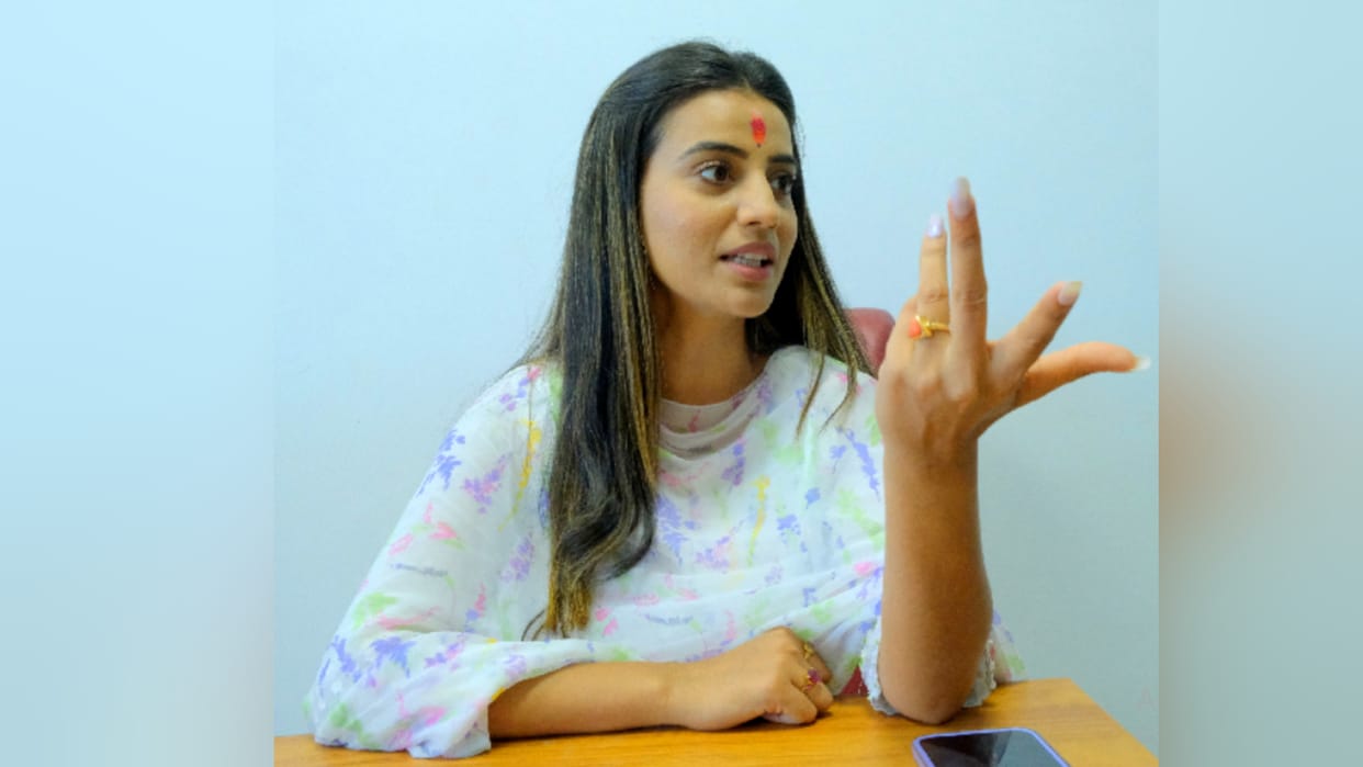 Bhojpuri film actress Akshara Singh in Gorakhpur says that if given a chance I will definitely contest elections