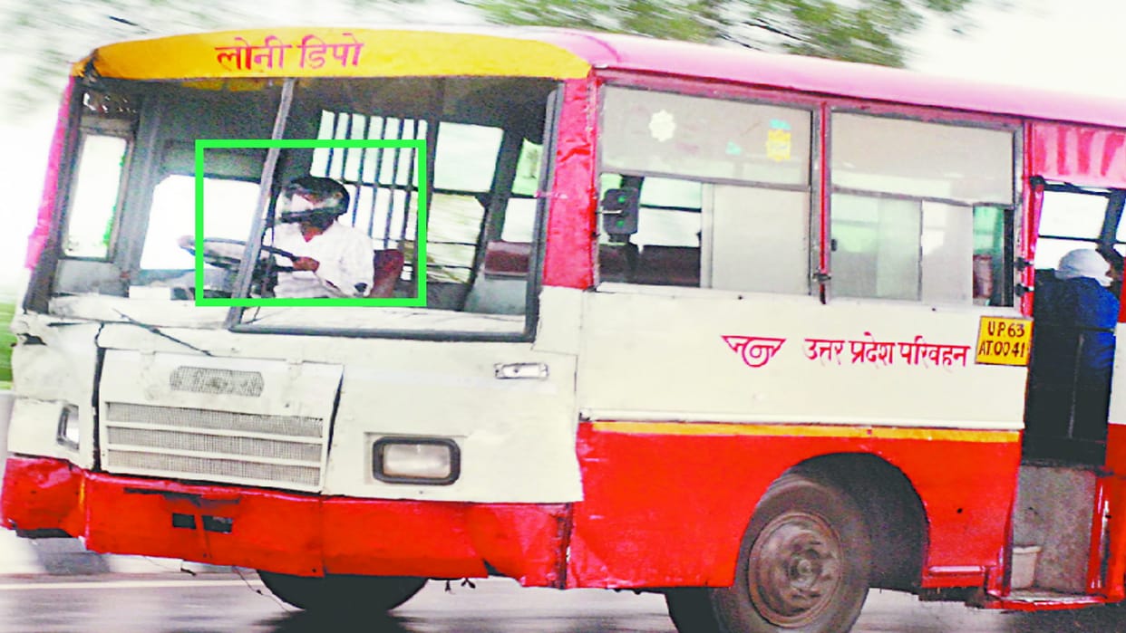 A driver seen driving bus wearing helmet in Baghpat and Akhilesh Yadav tweeted