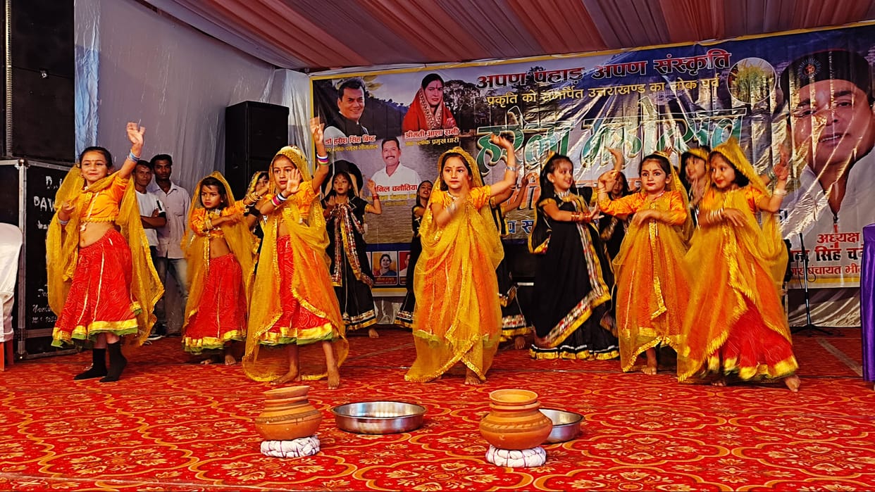 uttarakhand people dance in my motherland