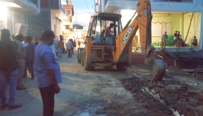 Hardoi: Fine of one lakh rupees recovered for encroachment on drain