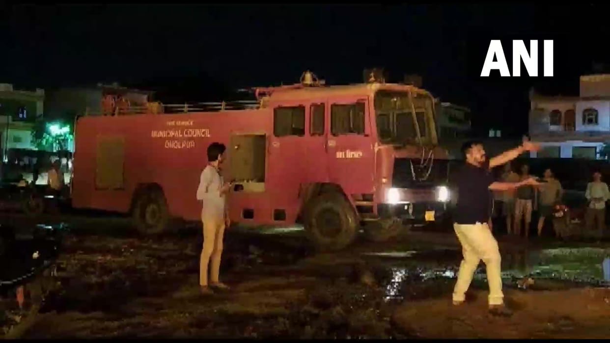 Rajasthan: Fire breaks out at a vegetable market in Nihalganj police station area in Dholpur