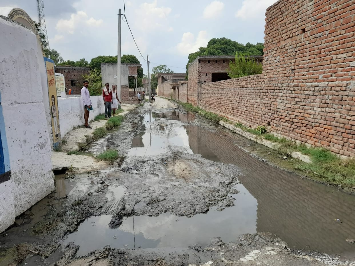 Villagers battling mud and water logging in Nurpur village