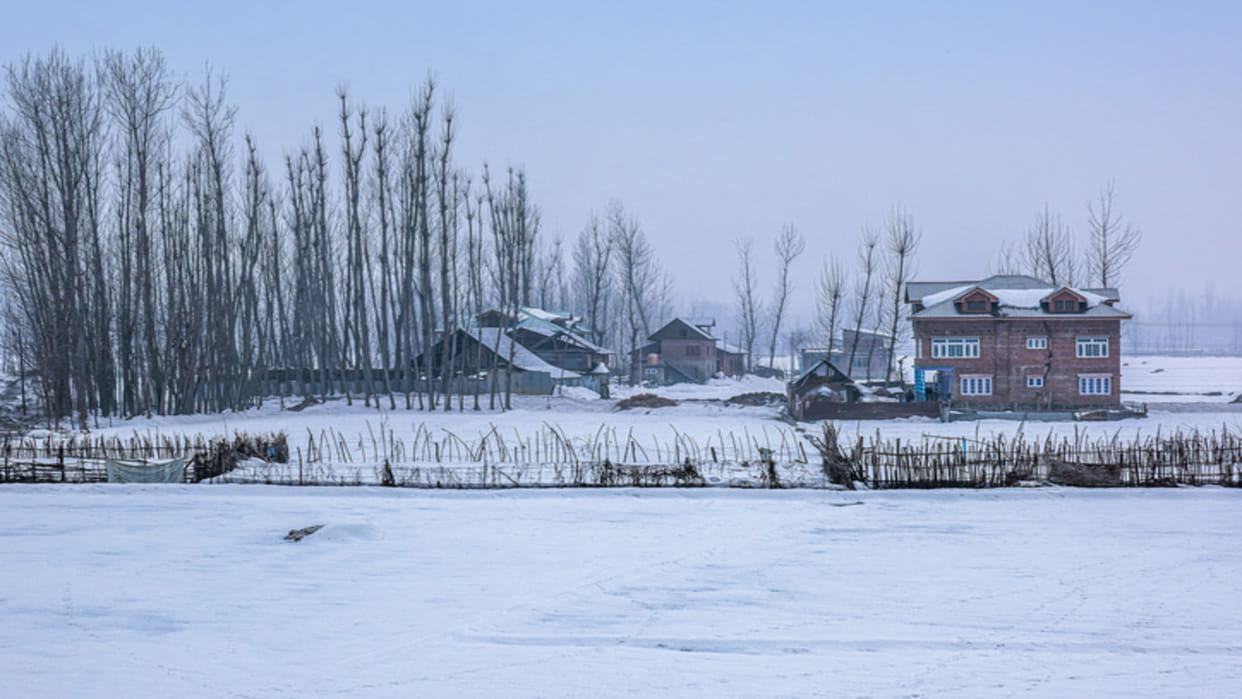 IRCTC Tour Packages for Kashmir Heaven on Earth ex Vishakhapatnam know all detail here in Hindi