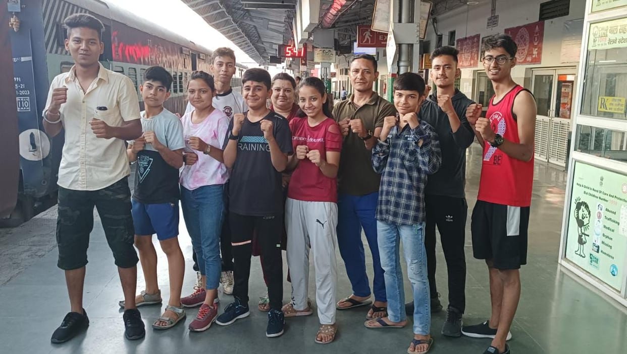 Nainital players will participate in national kick boxing