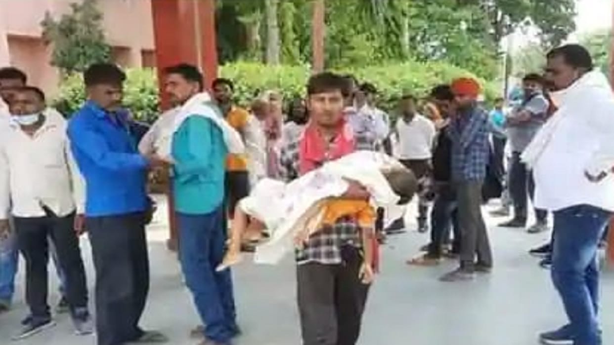 Father wandering for ambulance with dead body of innocent son in district hospital