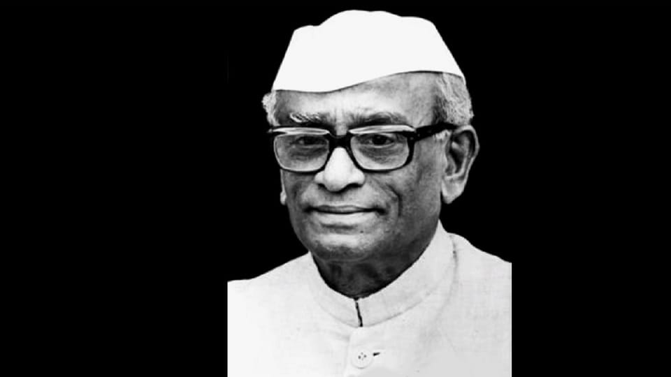 36 nominations were rejected in the presidential election 1977, Reddy became the President unopposed