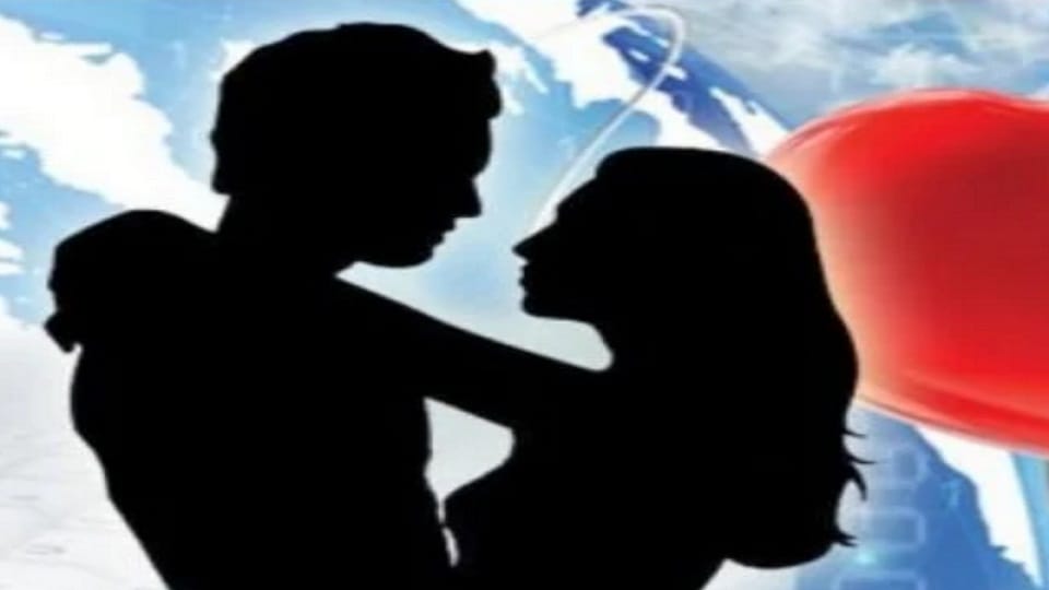 class 10 student insisted on getting married with classmet girl mother said to boy first change religion