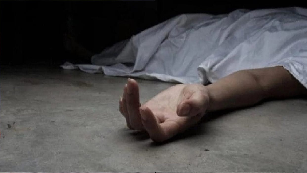 Husband killed his wife by cutting her with an axe in Jabalpur