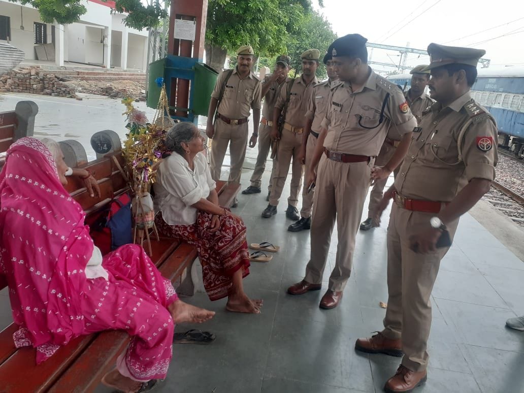 There was a stir in the police department over the robbery from Kanwariyas
