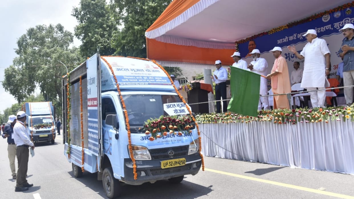 CM Yogi Adityanath flags off Digital Bhujal rath in Lucknow.