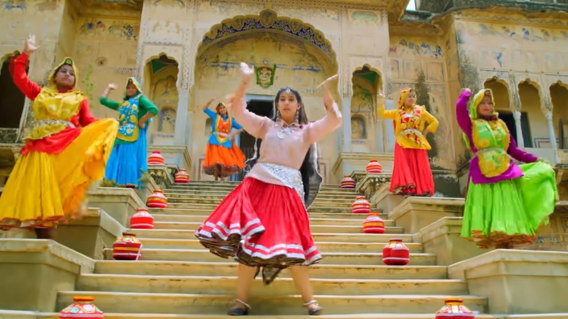 Hanuman Chalisa becomes number one most viewed indian song on youtube in top 10 songs list