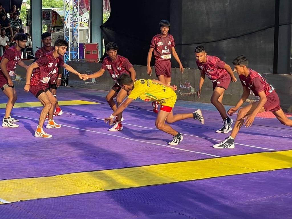 Madhya Pradesh and Mumbai team reached the semi-finals in 45 kg category