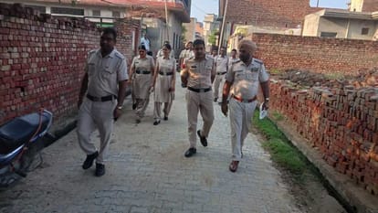 Police conducted a big search operation against drugs in Fatehabad
